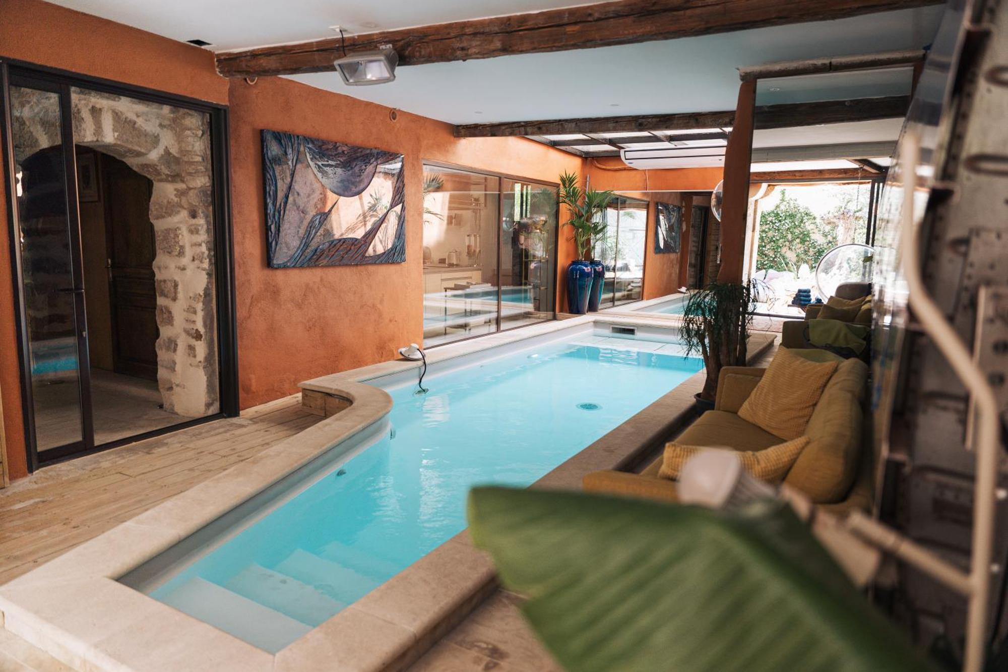 Palais Aoma, Hotel Particulier De Luxe En Provence LʼIsle-sur-la-Sorgue Екстериор снимка