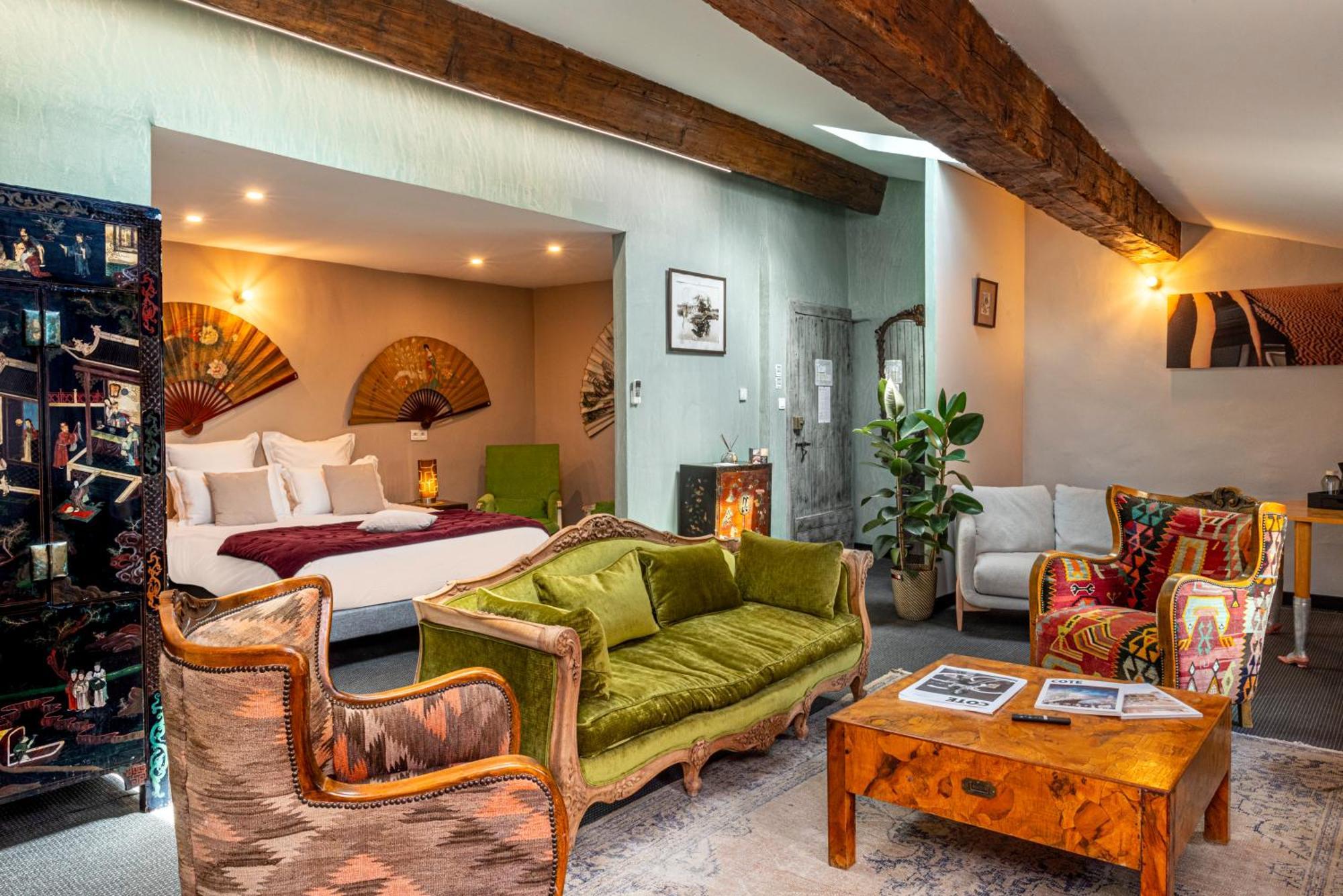 Palais Aoma, Hotel Particulier De Luxe En Provence LʼIsle-sur-la-Sorgue Екстериор снимка